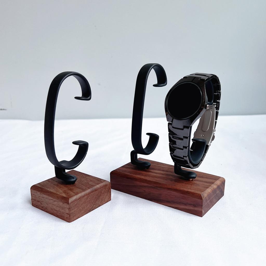 Espositore per Orologi a Forma - Jewelry And Watches Inc recensione e prezzo